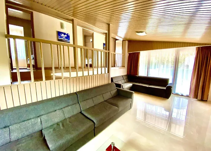 Case de vacanță 55 & Pool - Siófok