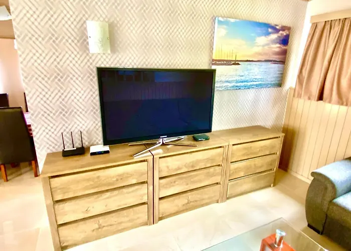 55 & Pool - Case de vacanță *